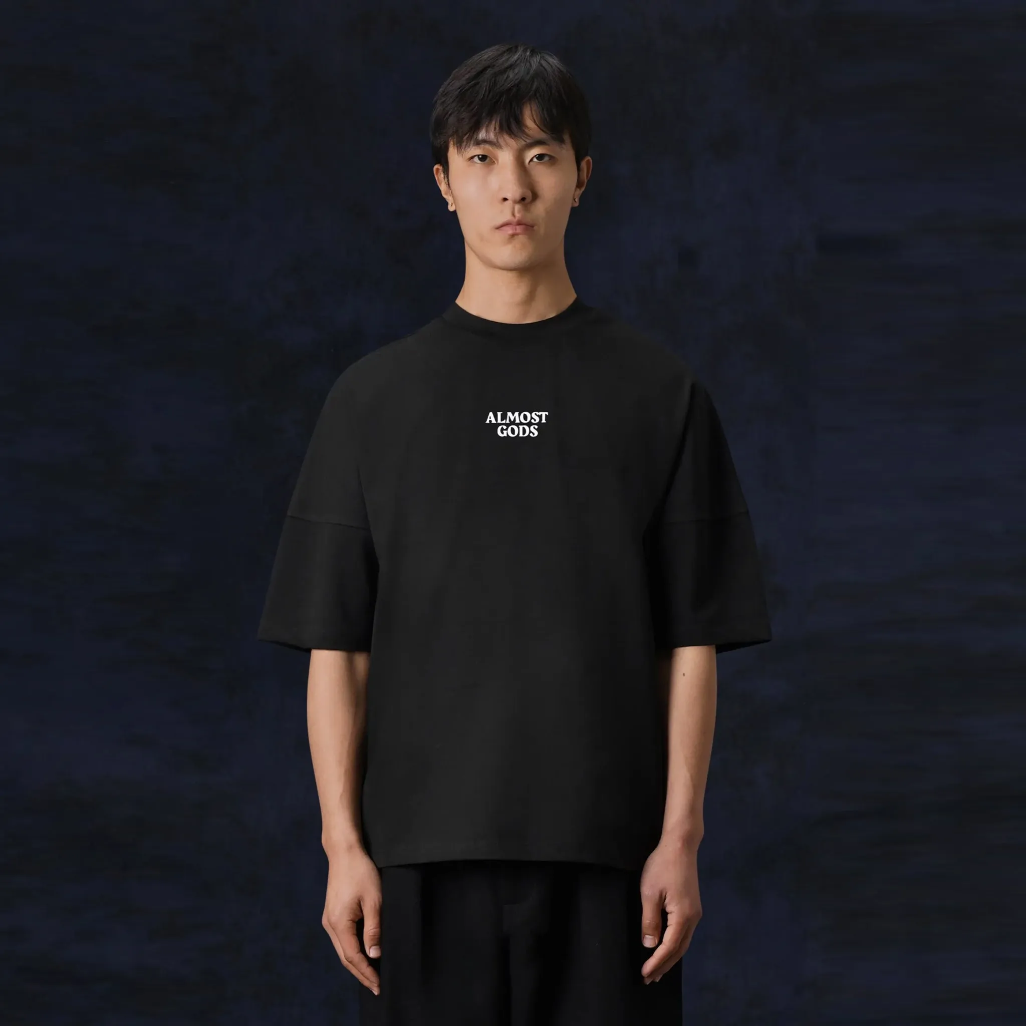 AG LOGO Oversized TEE (BLACK)