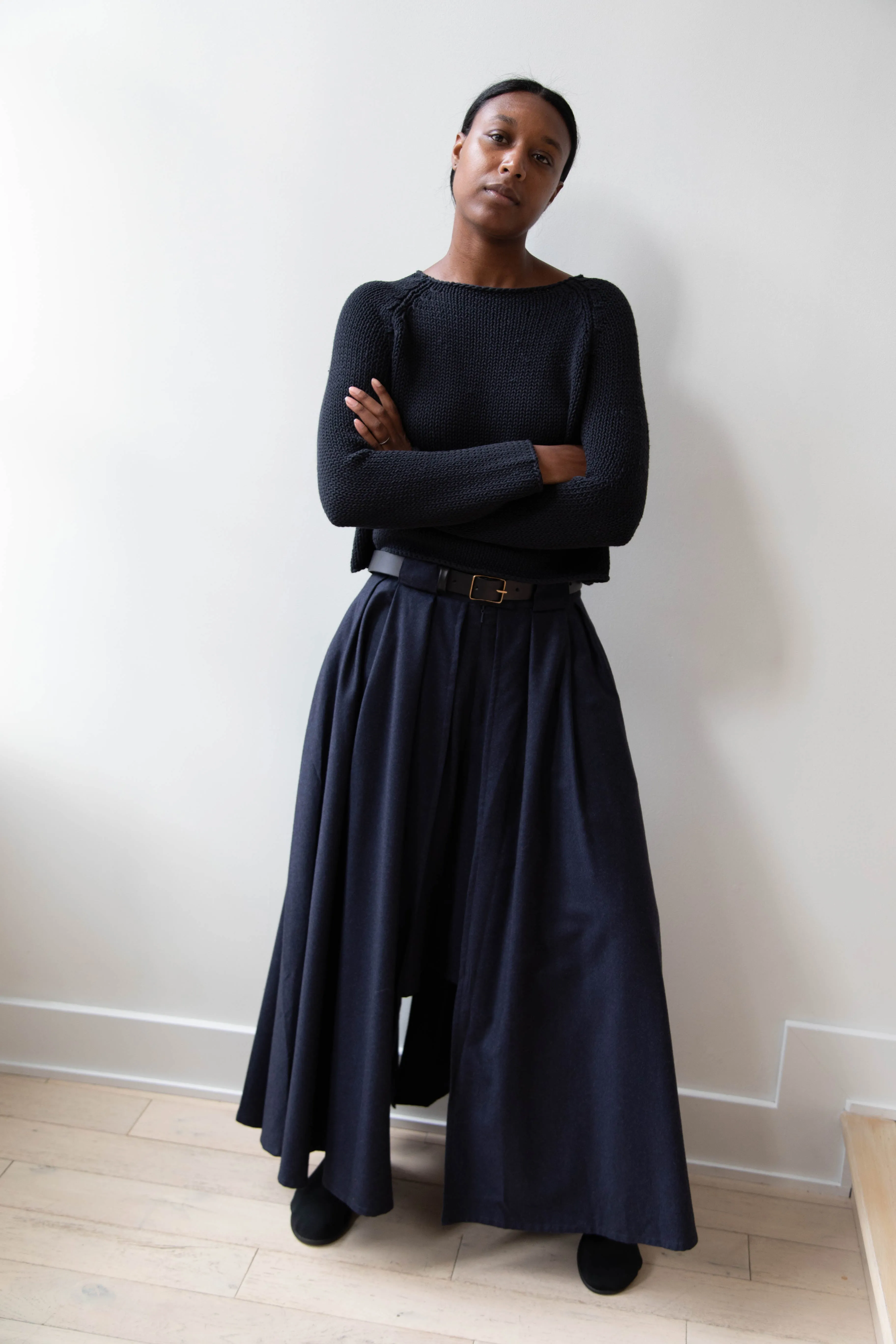 Apuntob | Soft Cotton Sweater in Black