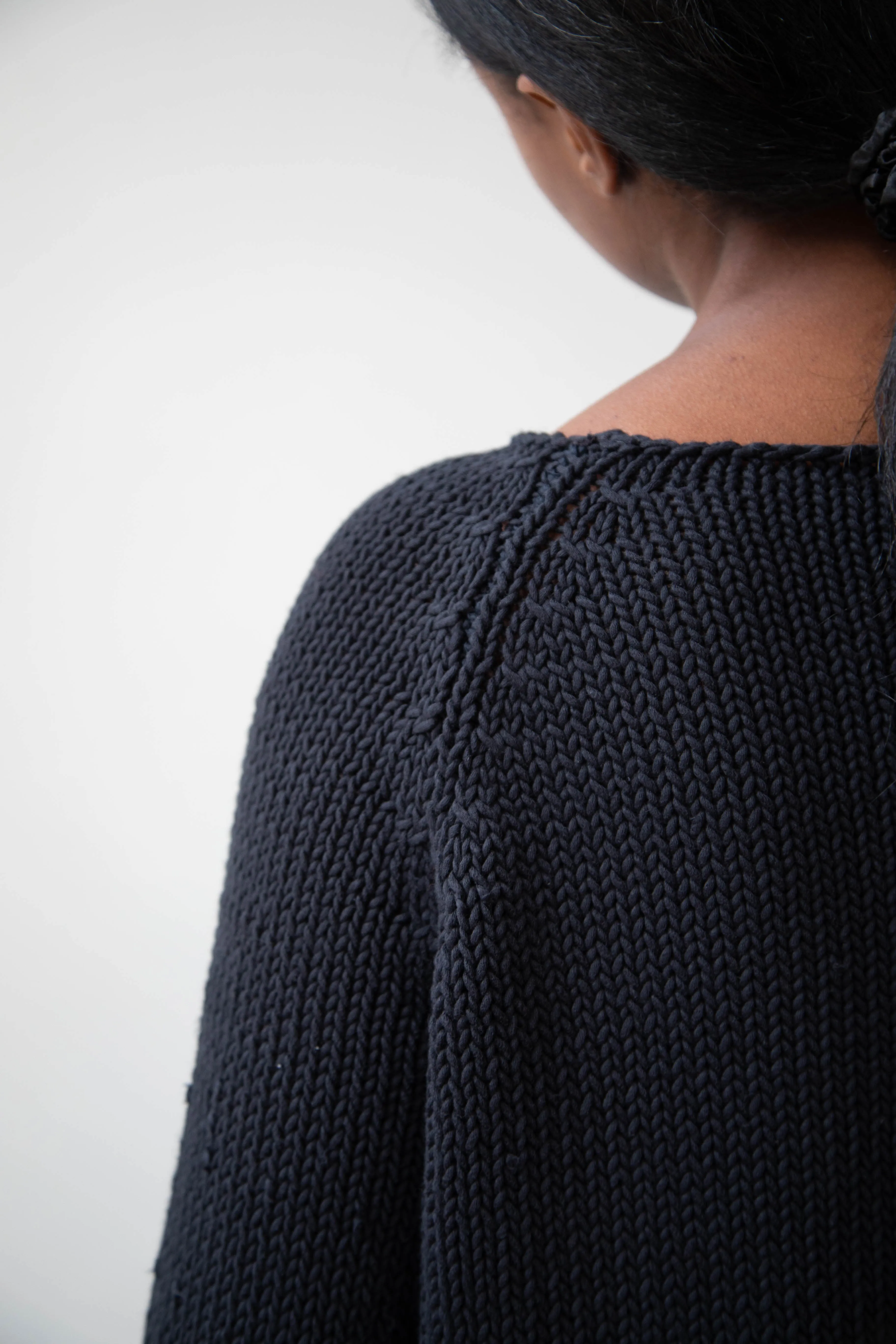 Apuntob | Soft Cotton Sweater in Black