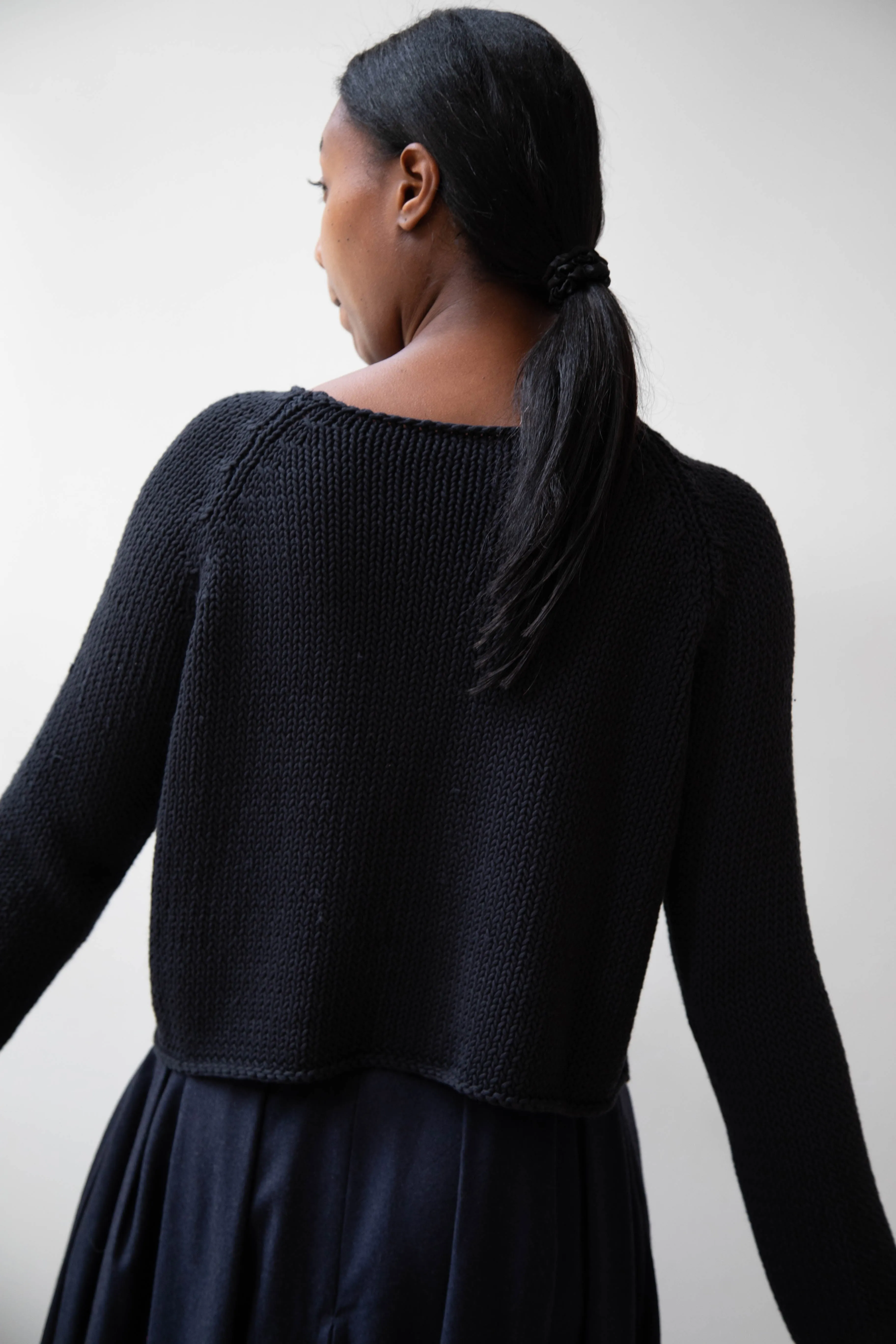 Apuntob | Soft Cotton Sweater in Black