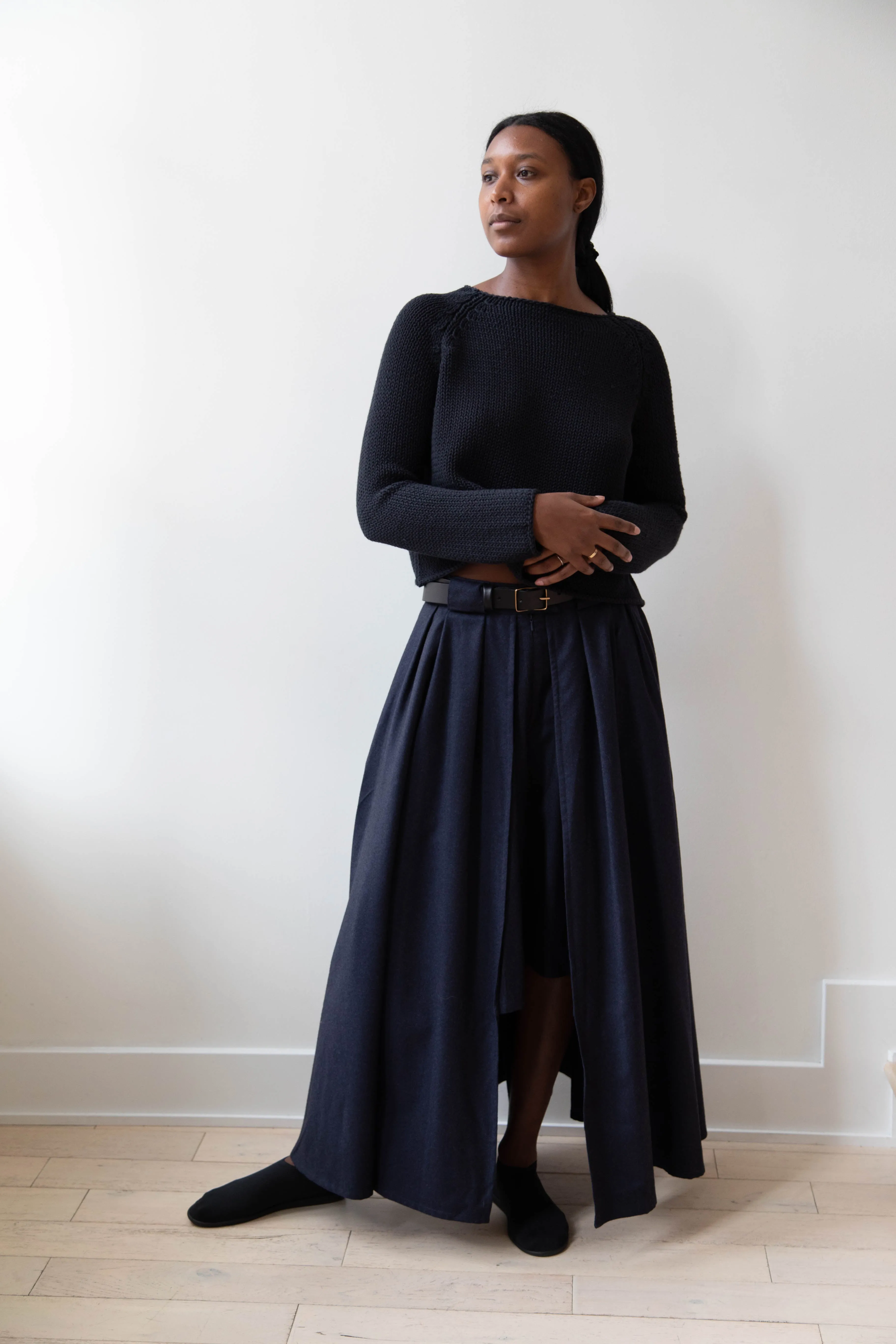 Apuntob | Soft Cotton Sweater in Black