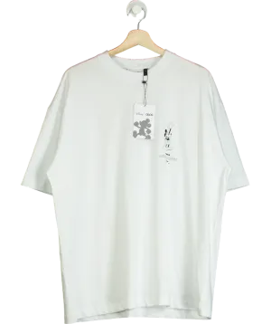 ASOS White X Disney Oversized T-shirt With Mickey And Friends Print UK M