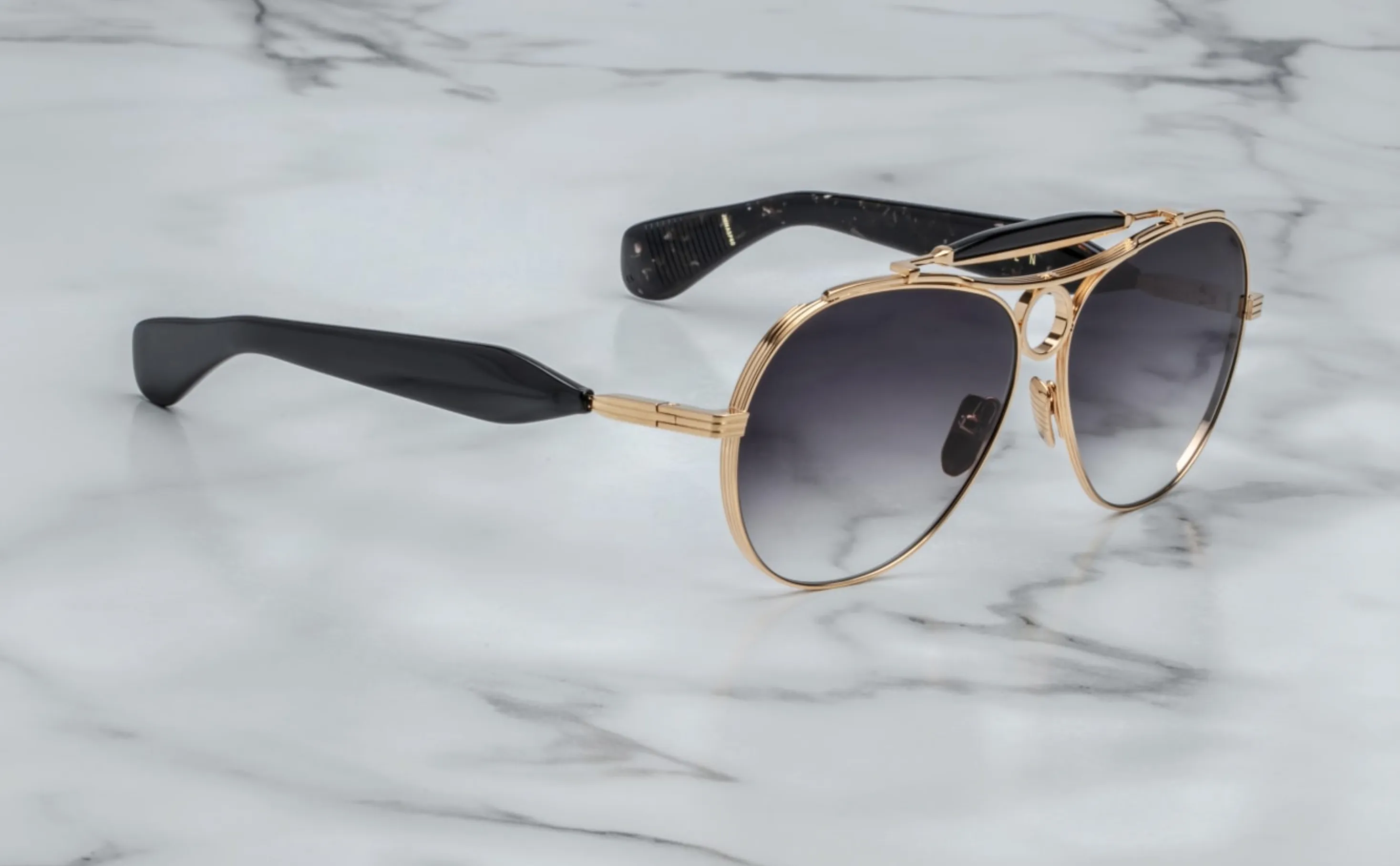 ASPEN-Gold / Crescent Gradient / Dark Gold