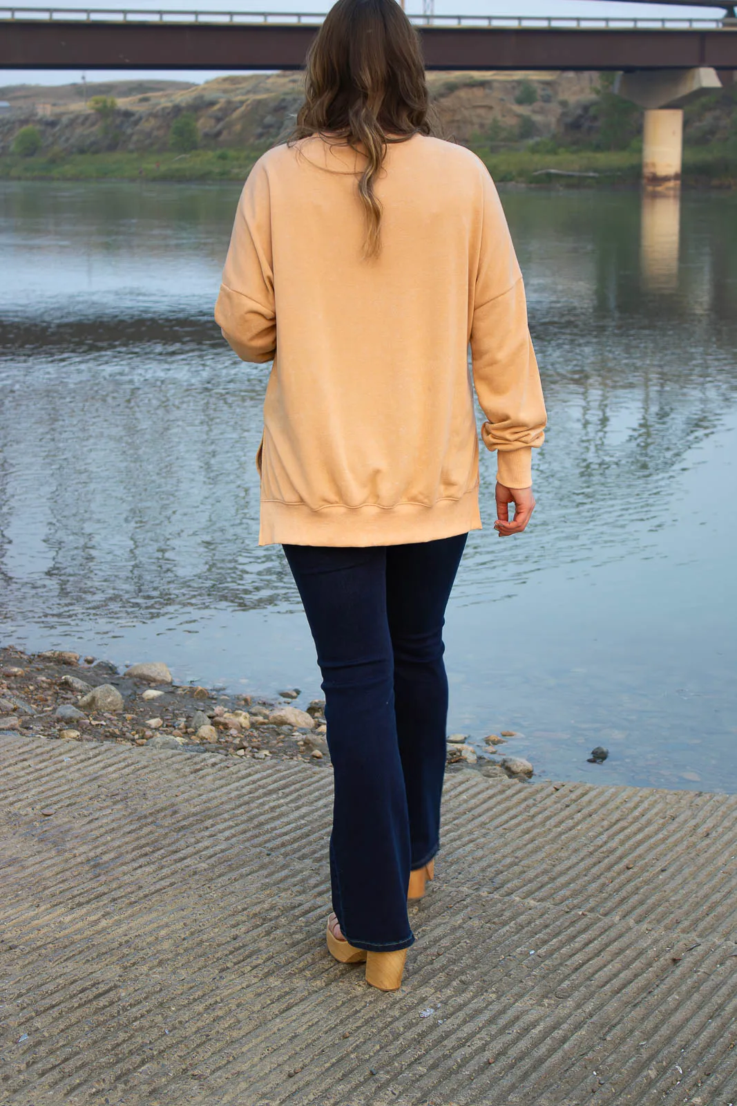 Beckett Oversized Sweatshirt-Khaki