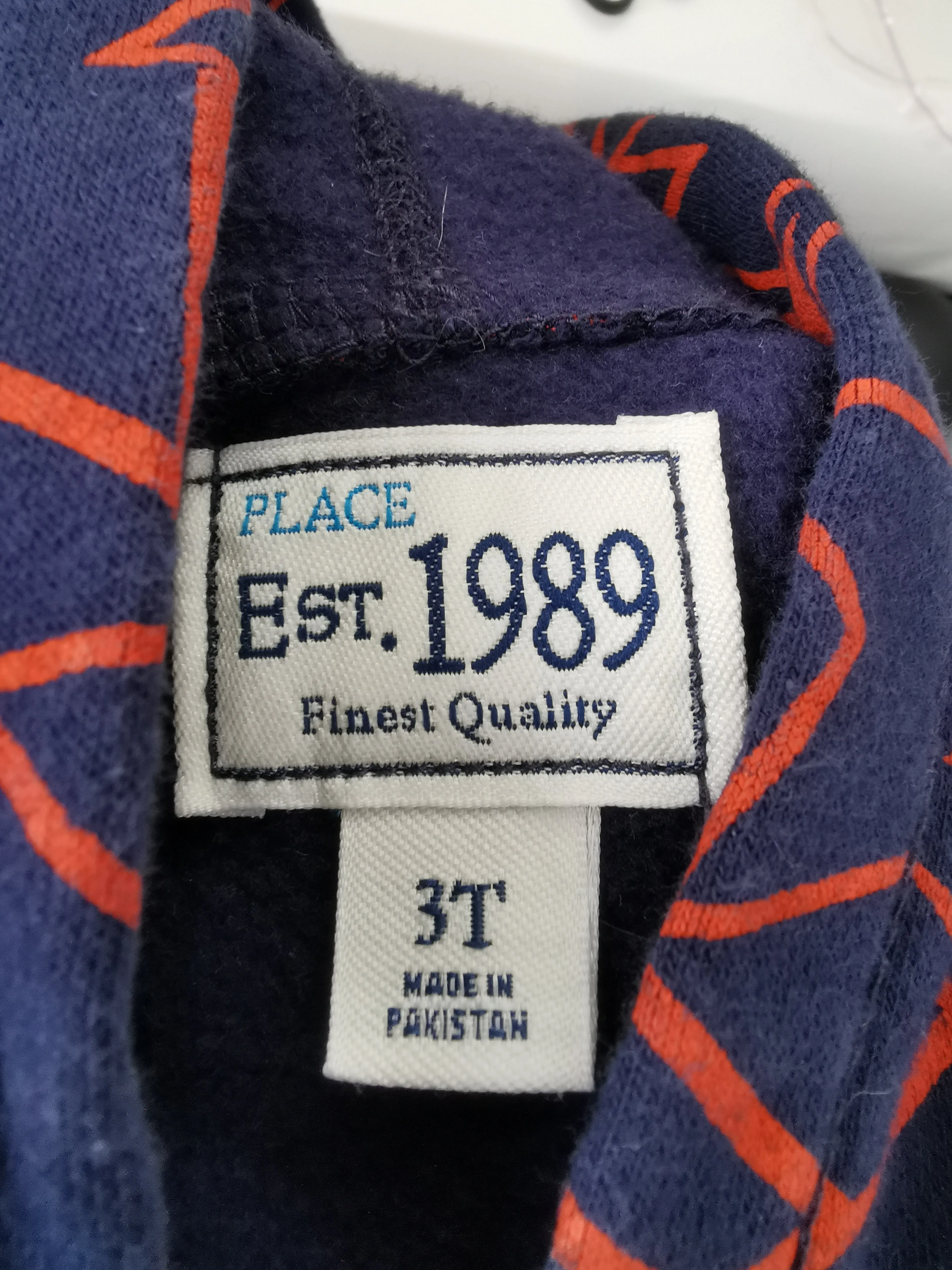 BOY SIZE 3 YEARS - CHILDREN'S PLACE, Graphic Zippered Hoodie EUC B29