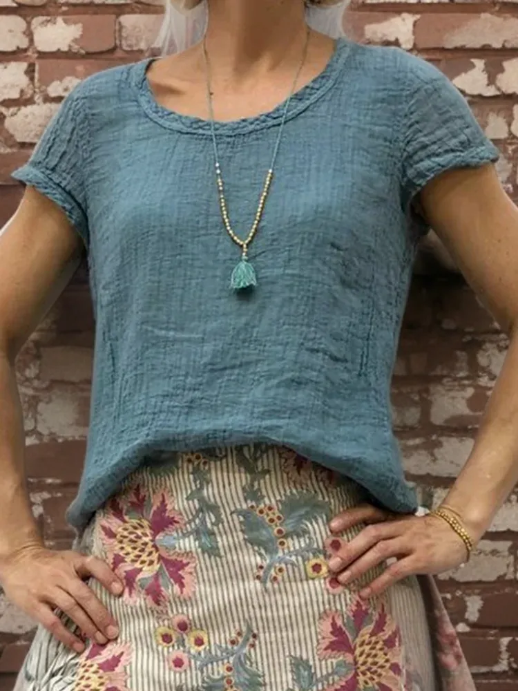 Cathy™ - Vintage T-Shirt with Round Neckline