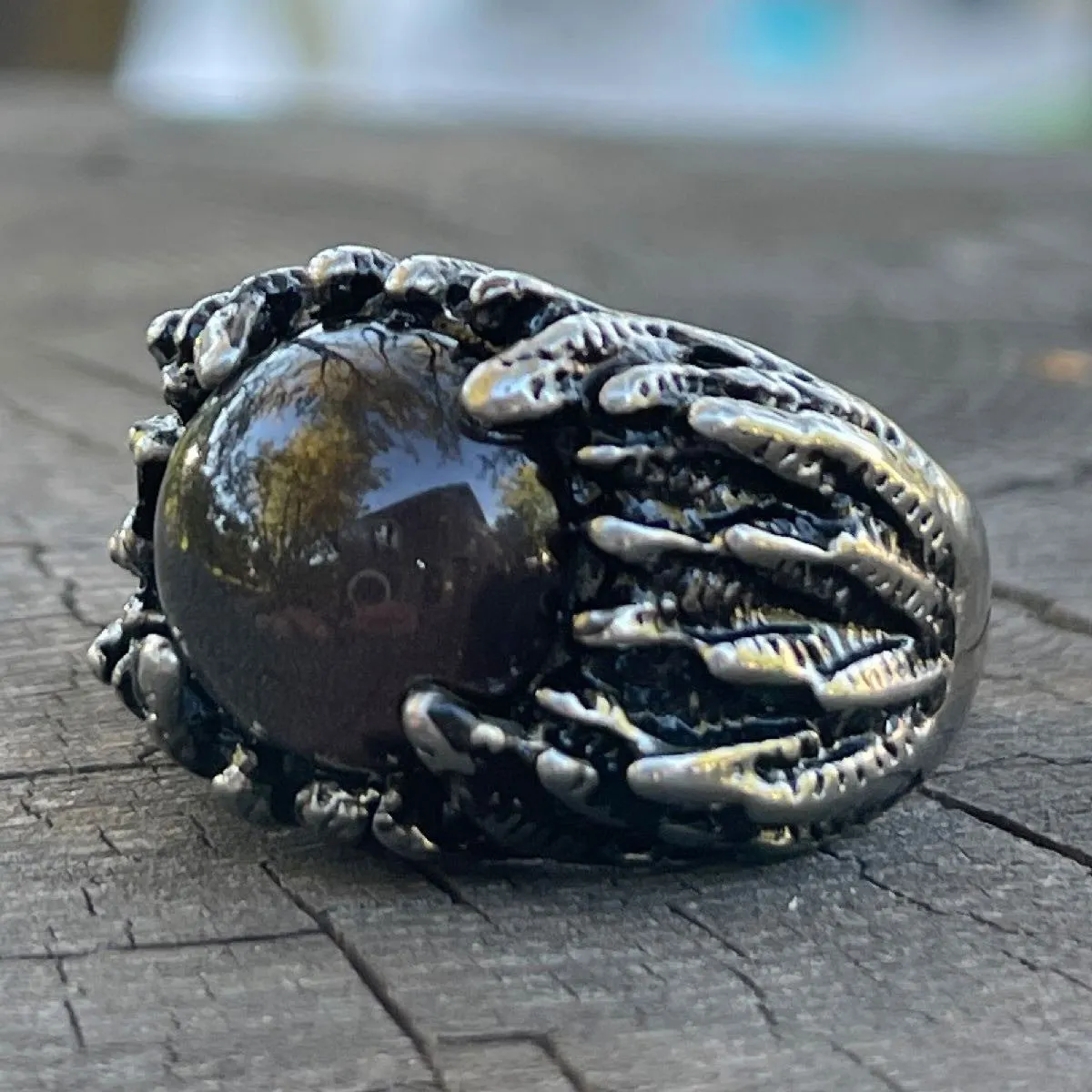 'Eagle Feathers' w/Black eye Ring (#225)