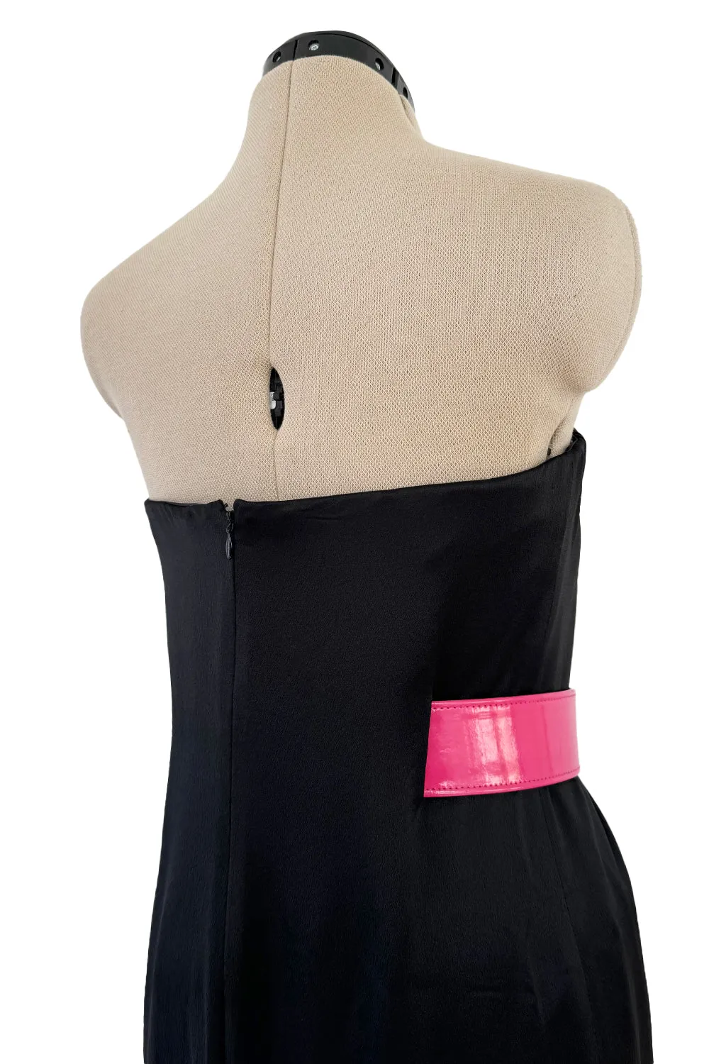 Fabulous 2008 Alexander McQueen Strapless Black Silk Dress w Vibrant Pink Patent Leather Belt