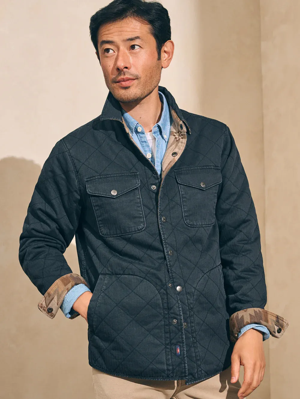 FAHERTY DOUG GOOD FEATHER REVERSIBLE BONDI JACKET IN WASHED BLACK CASCADE STAR NATION
