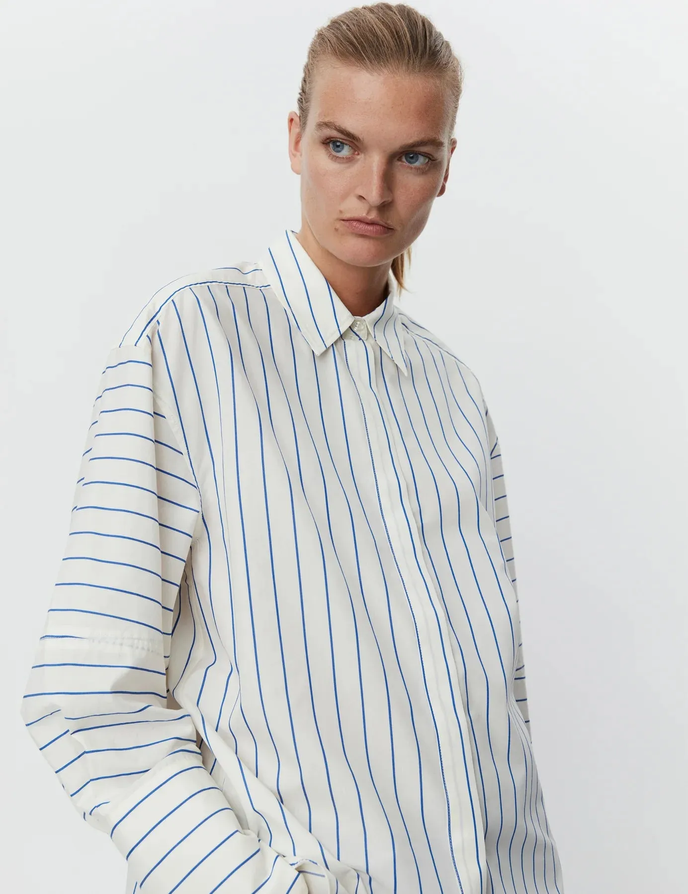Julianna Shirt - Surf The Web