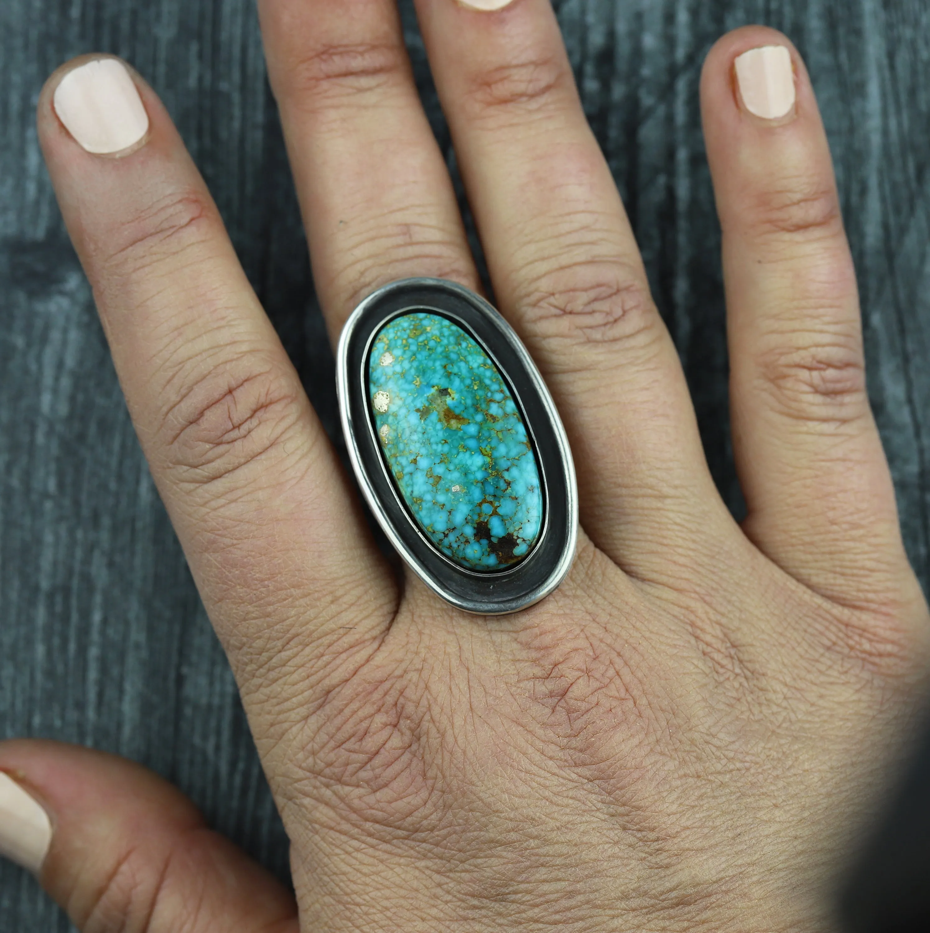 Kingman Turquoise Shadowbox Ring No.4