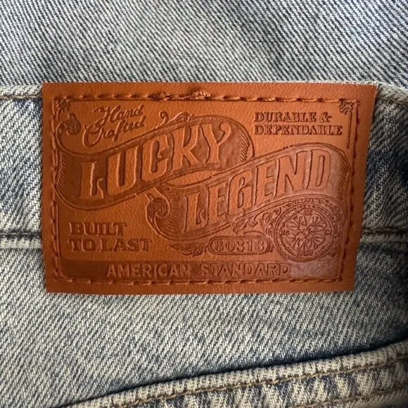 Lucky Legend Mid-Rise Boy Relaxed Straight Leg Jeans; Big Break Wash Size 10