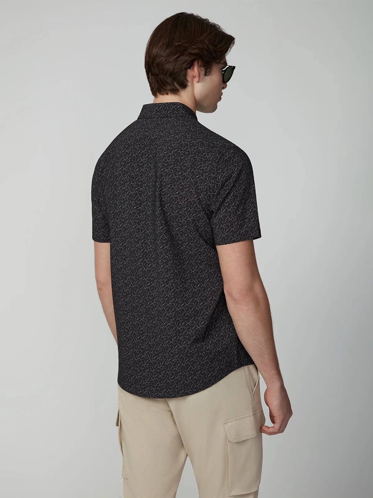 Men's Short Sleeve Textured 4-Way Stretch Print Shirt