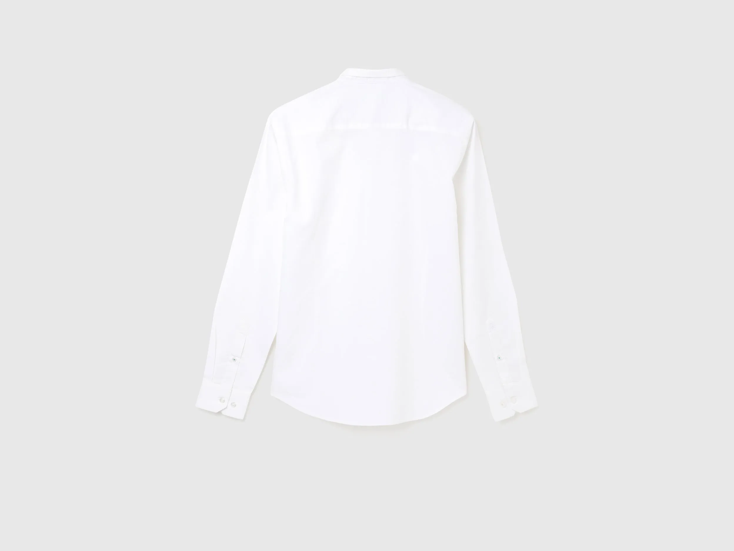 Men's Slim Fit Cutaway Collar Textured Shirts
