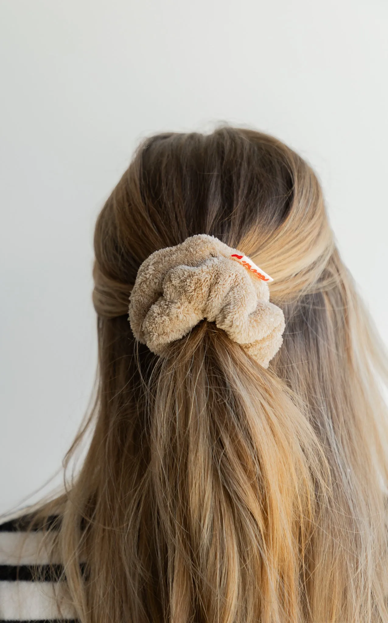 MIDI TOWEL SCRUNCHIES