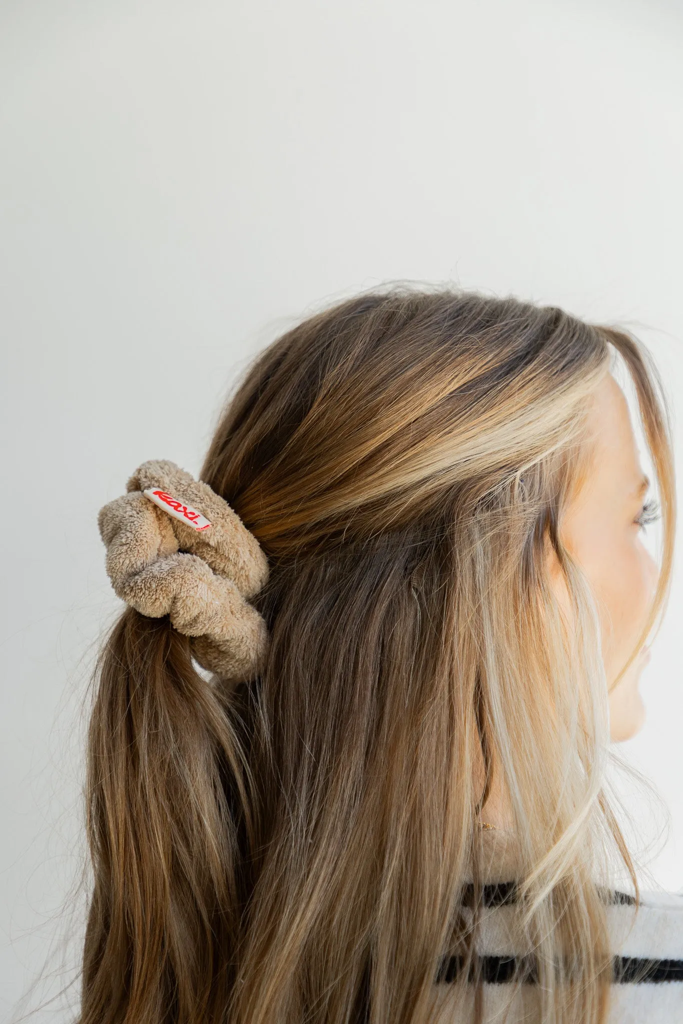 MIDI TOWEL SCRUNCHIES