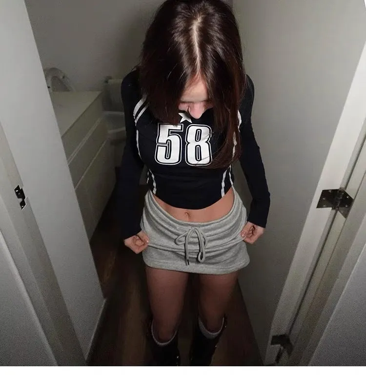 Modern Americana Contrast Color Letter Print Long Sleeve Crop Top