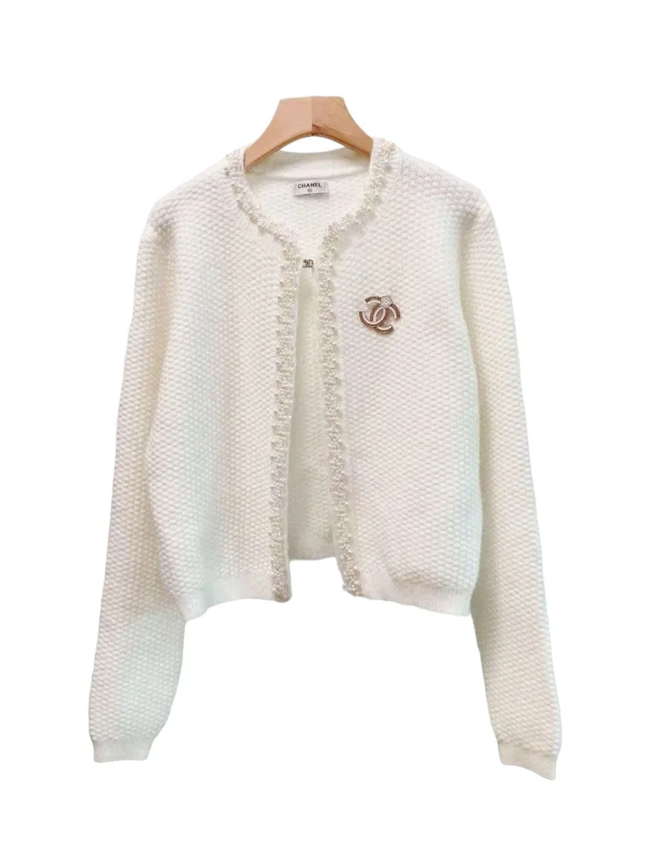 New knitted long sleeve