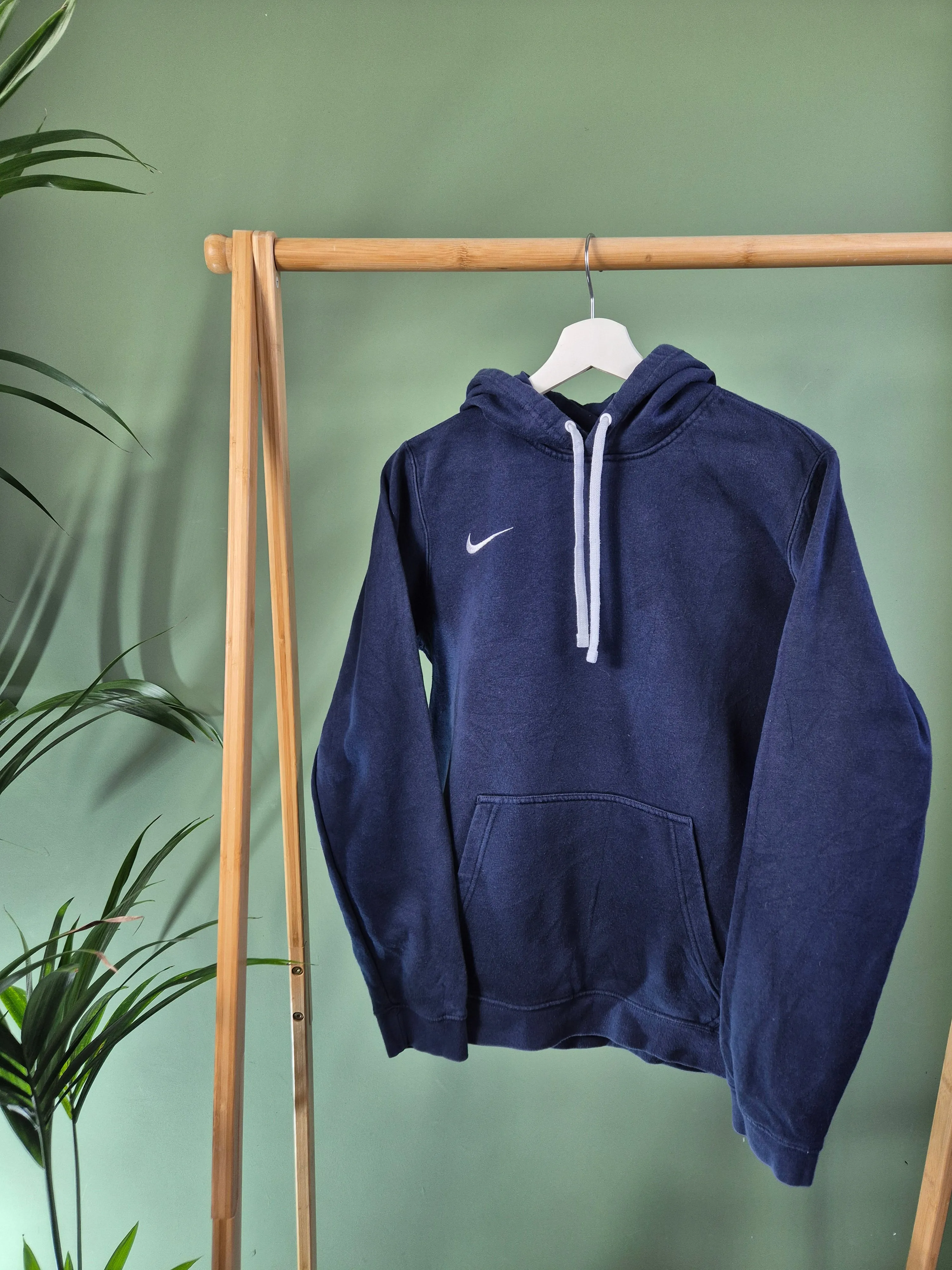 Nike chest swoosh hoodie maat S