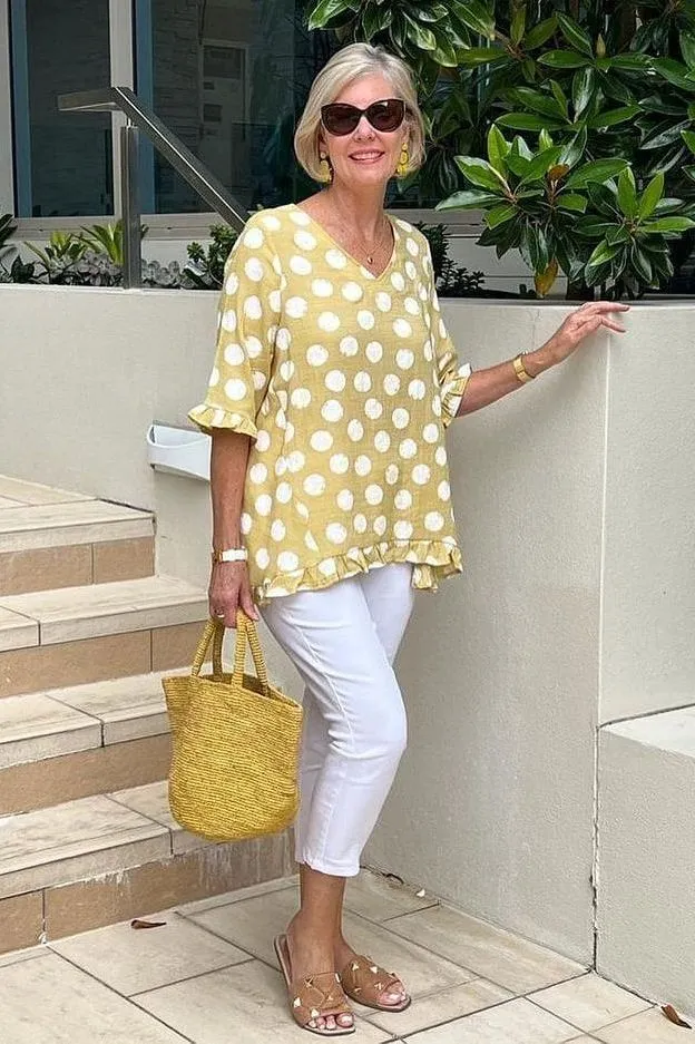Noemi - V-neck Printed Top
