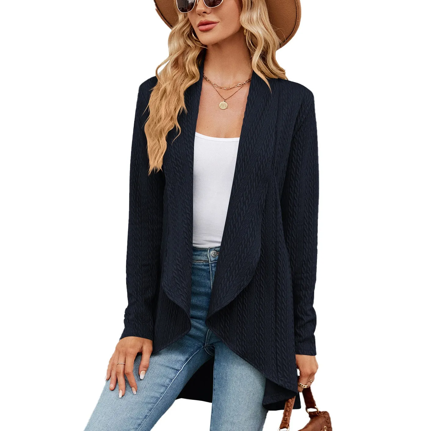 Nuria - loose and simple cardigan
