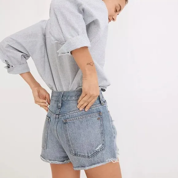 [NWT] Madewell Relaxed Denim Distressed Shorts