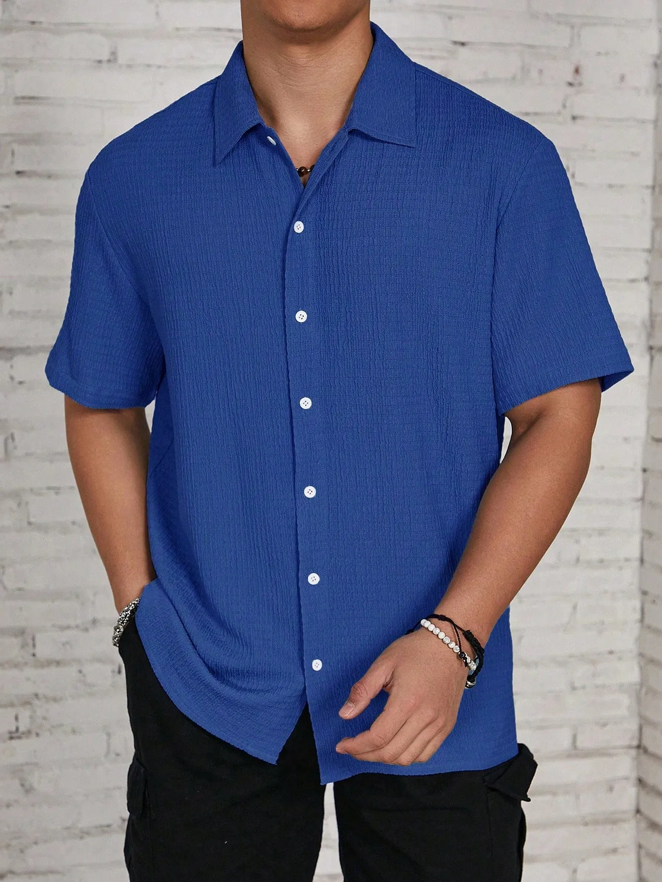 QA Hypemode Men's Solid Color Textured Short Sleeve Shirt