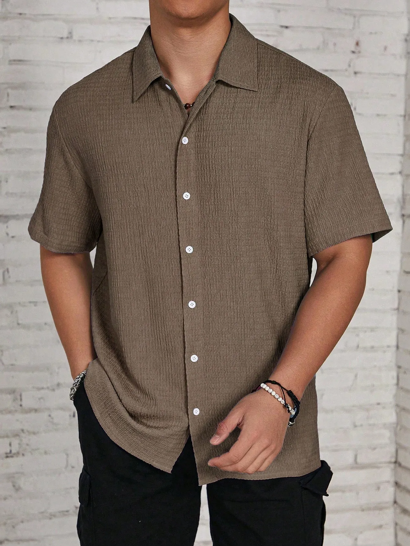 QA Hypemode Men's Solid Color Textured Short Sleeve Shirt