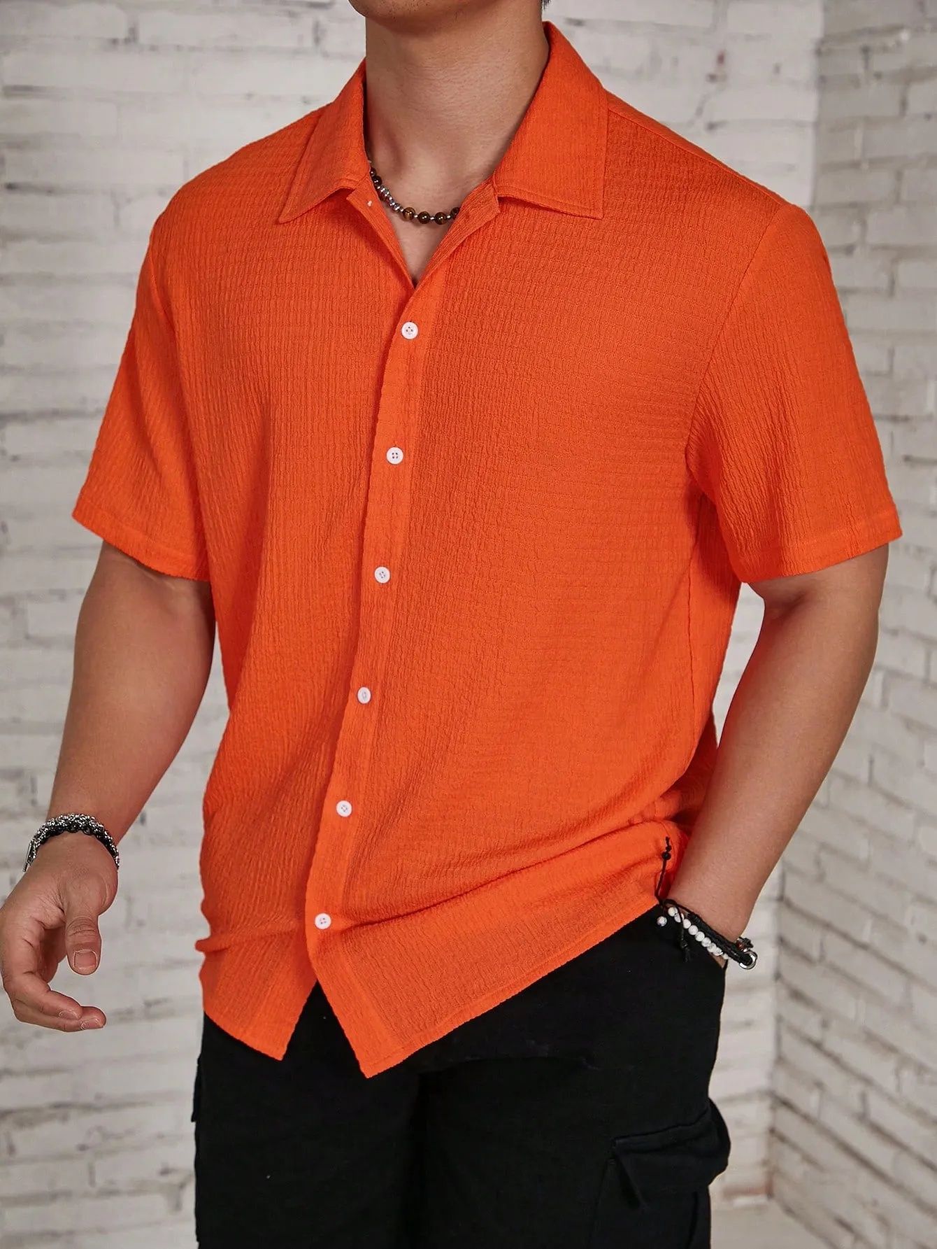 QA Hypemode Men's Solid Color Textured Short Sleeve Shirt