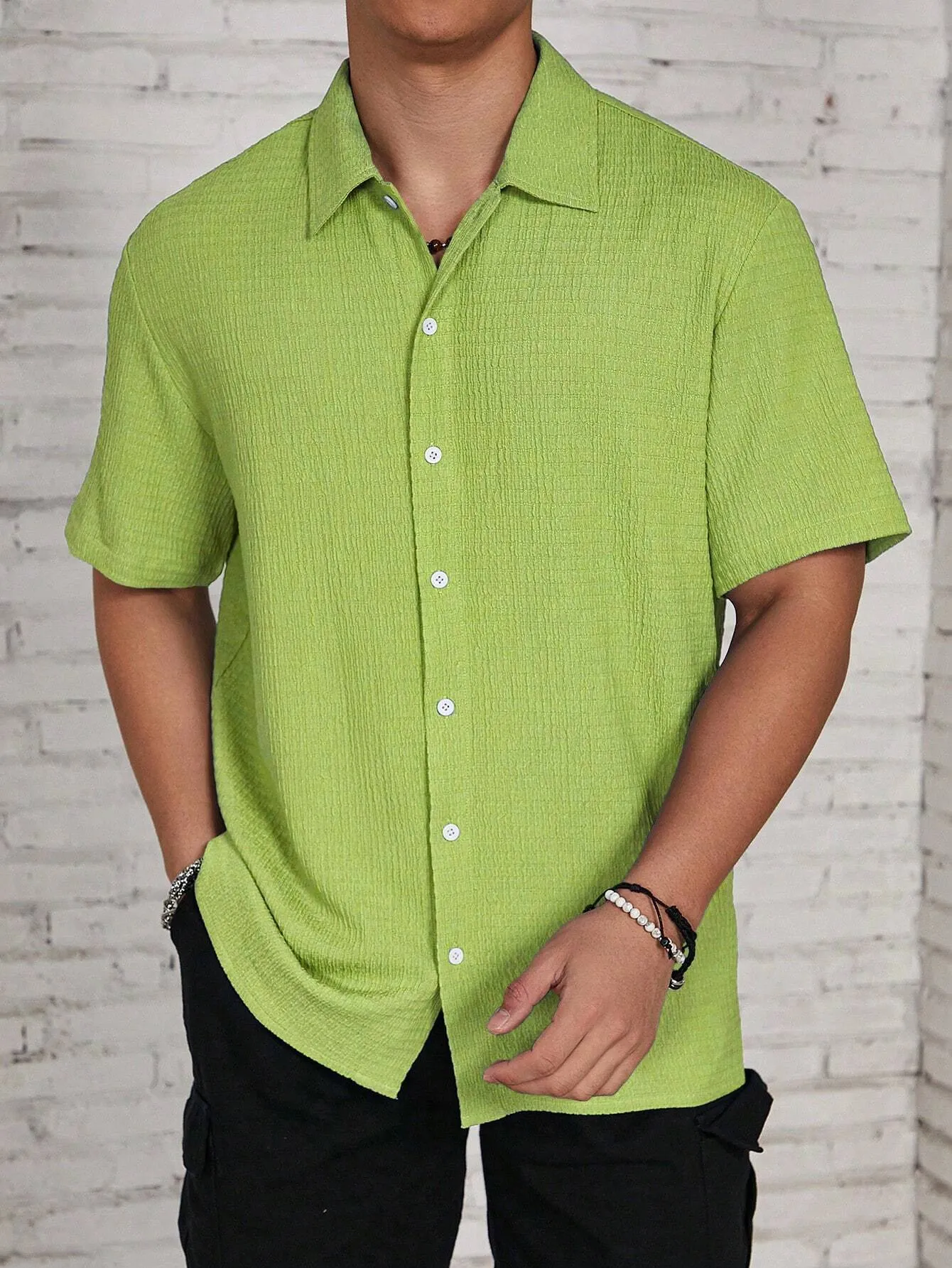 QA Hypemode Men's Solid Color Textured Short Sleeve Shirt
