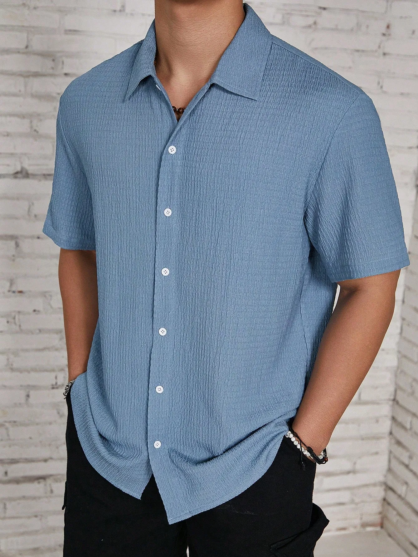 QA Hypemode Men's Solid Color Textured Short Sleeve Shirt