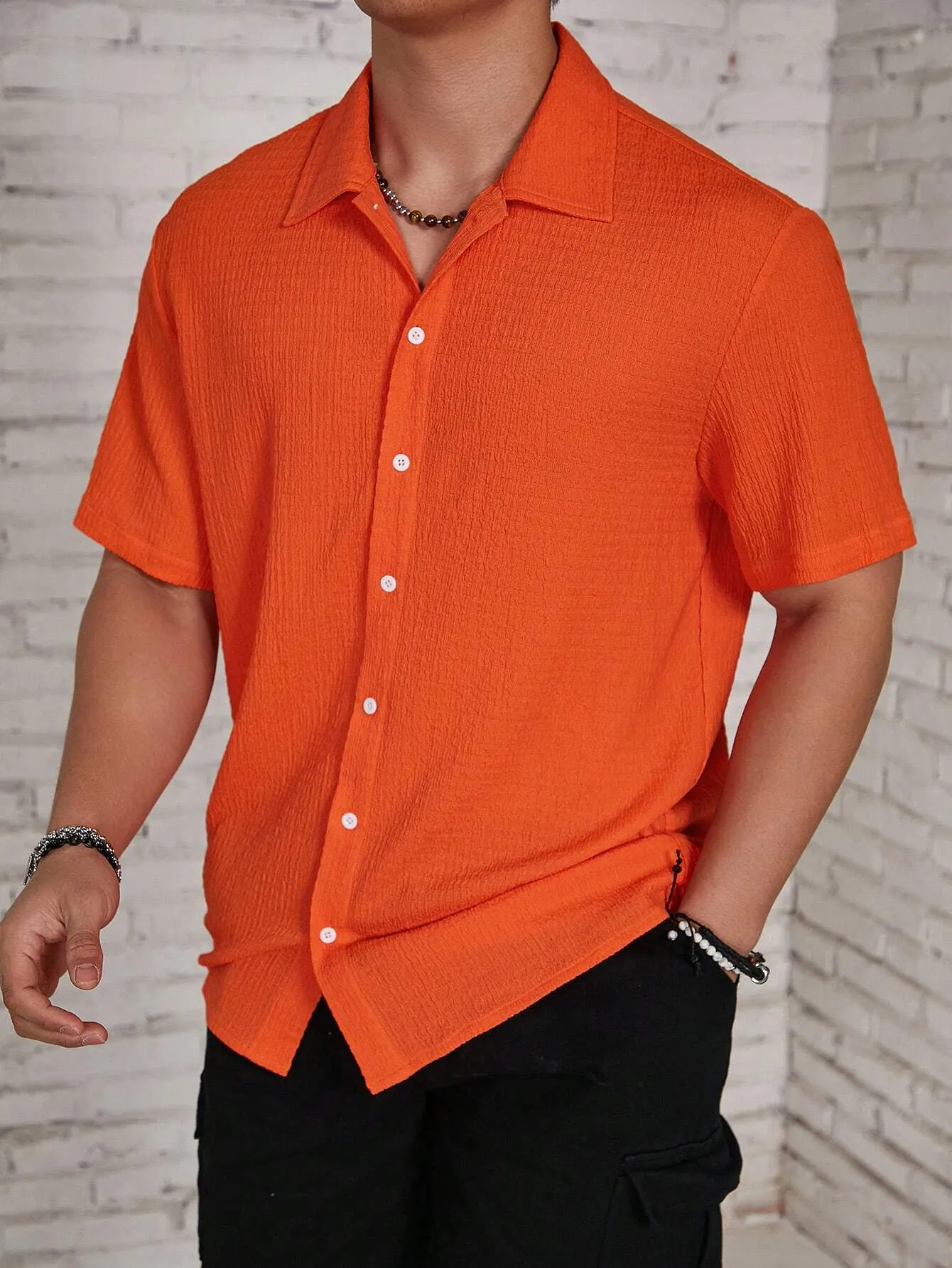 QA Hypemode Men's Solid Color Textured Short Sleeve Shirt