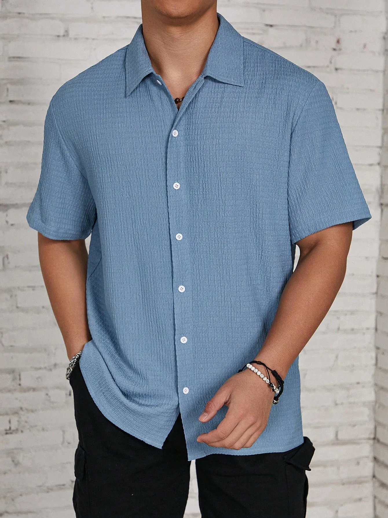 QA Hypemode Men's Solid Color Textured Short Sleeve Shirt