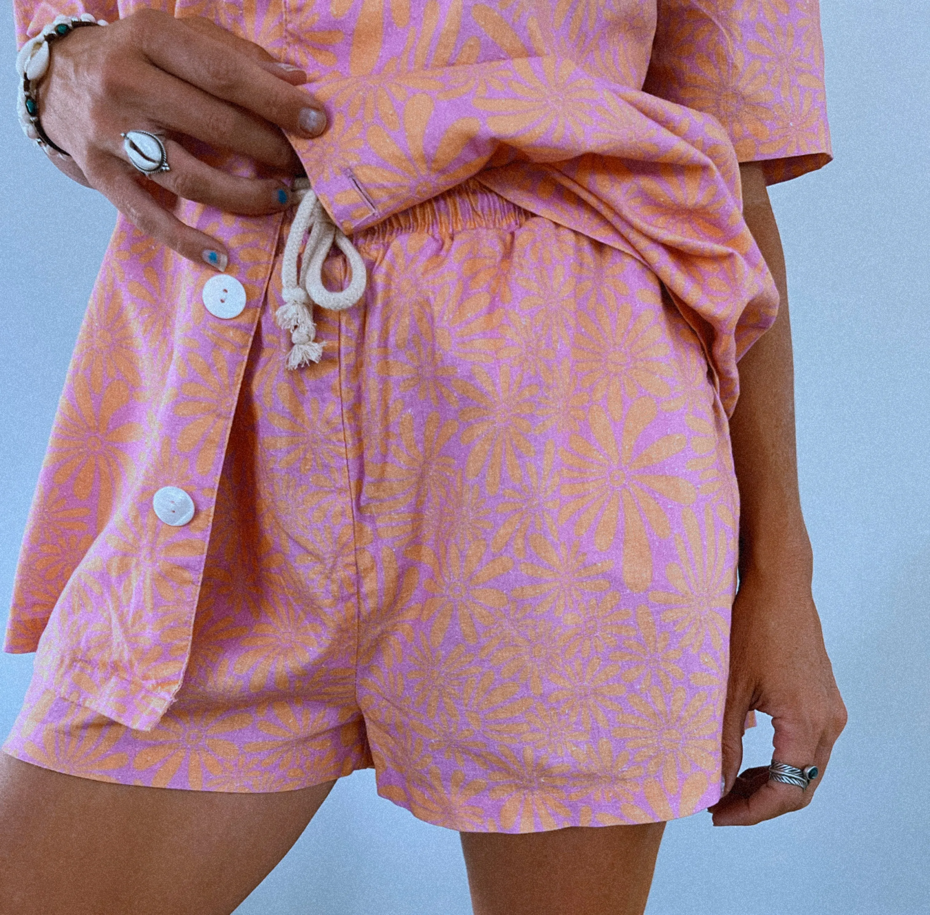 Retro floral woven hemp relaxed short - Ladies