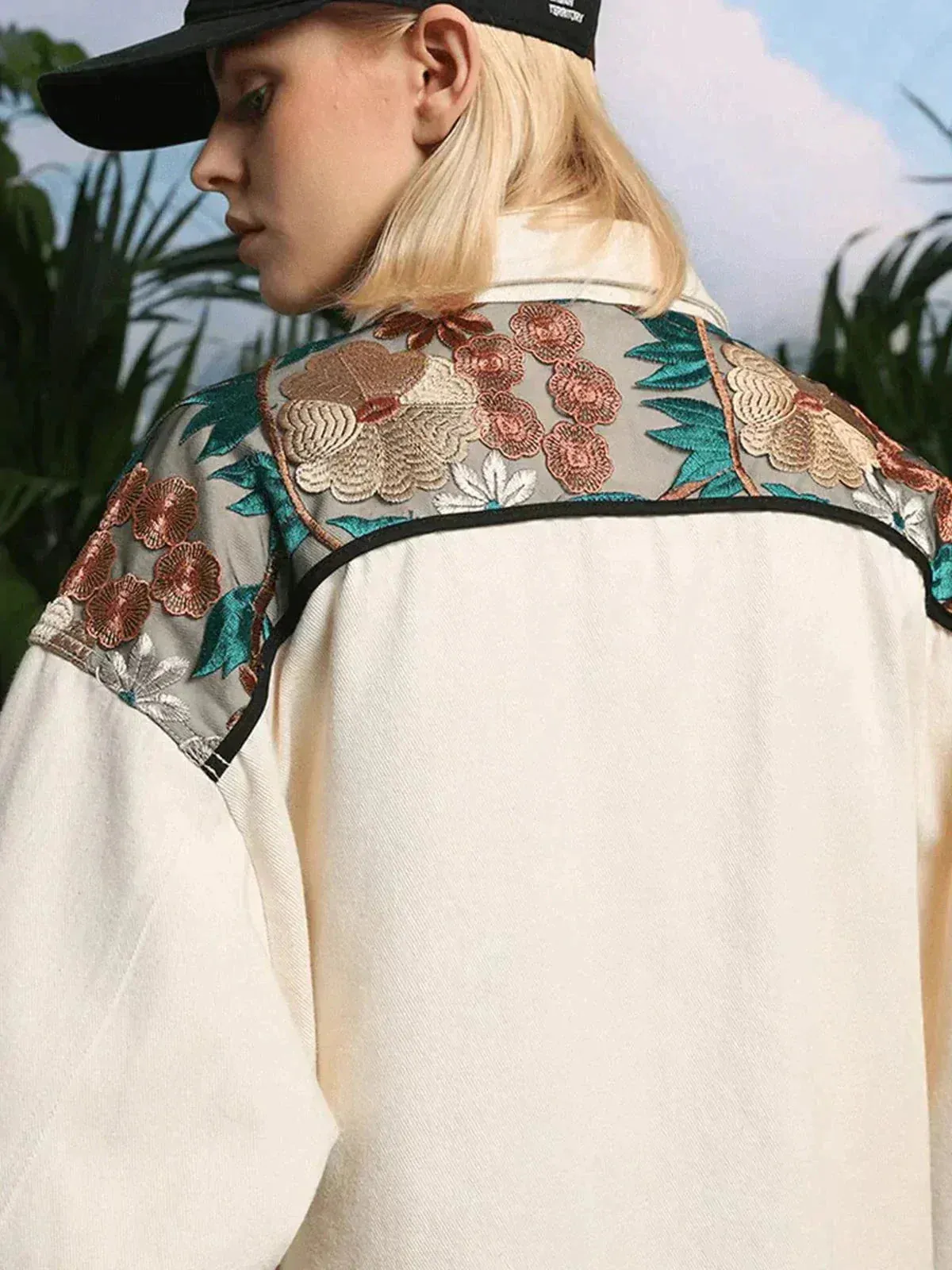 Rimiro - Vintage Flower Embroidery Stitching Jacket