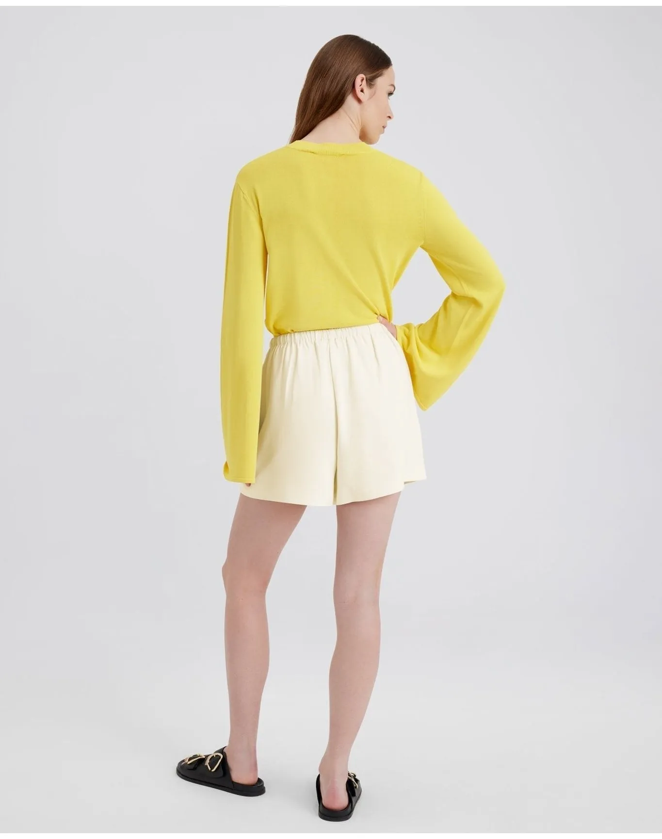 Rois Short | Ecru