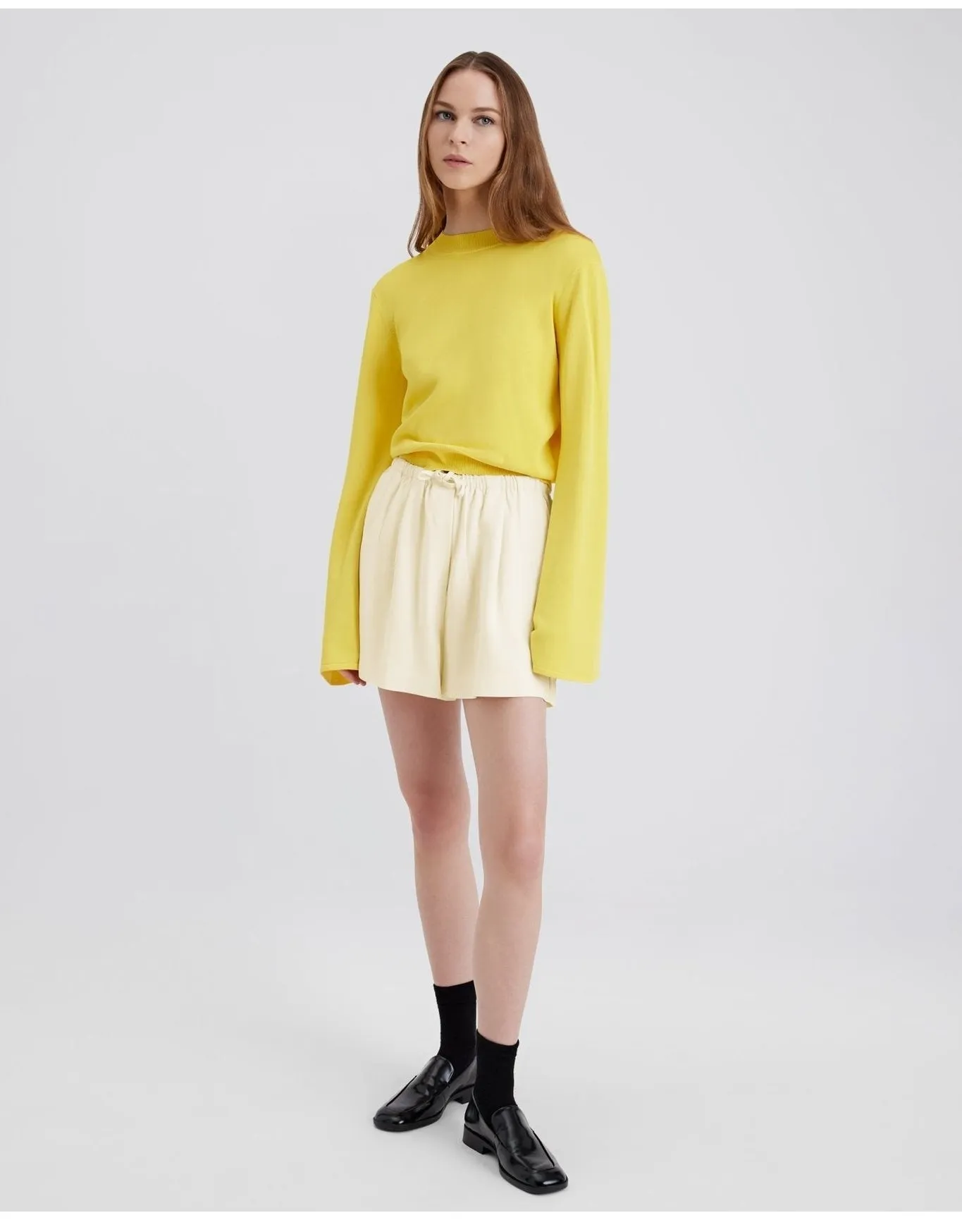 Rois Short | Ecru