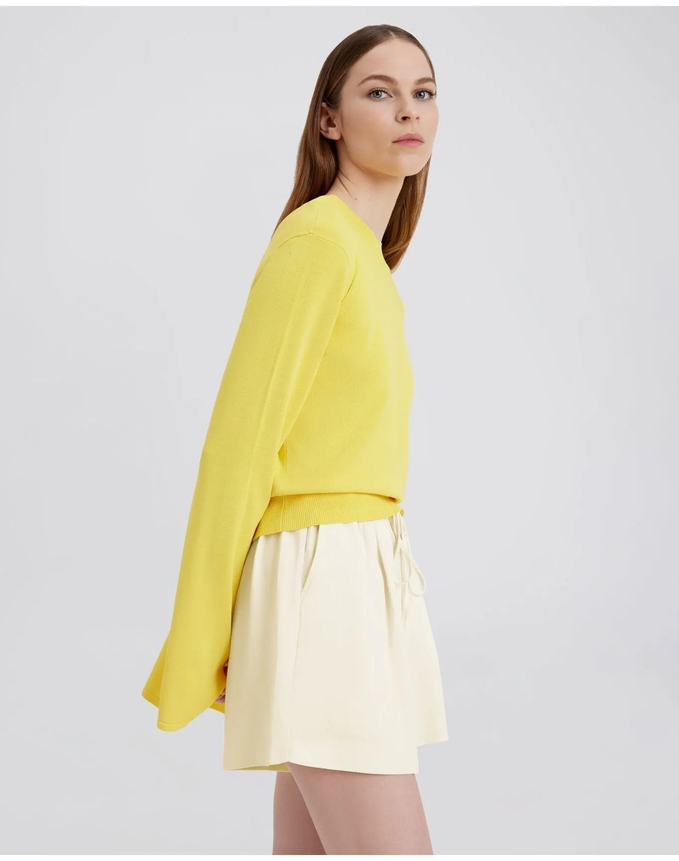 Rois Short | Ecru