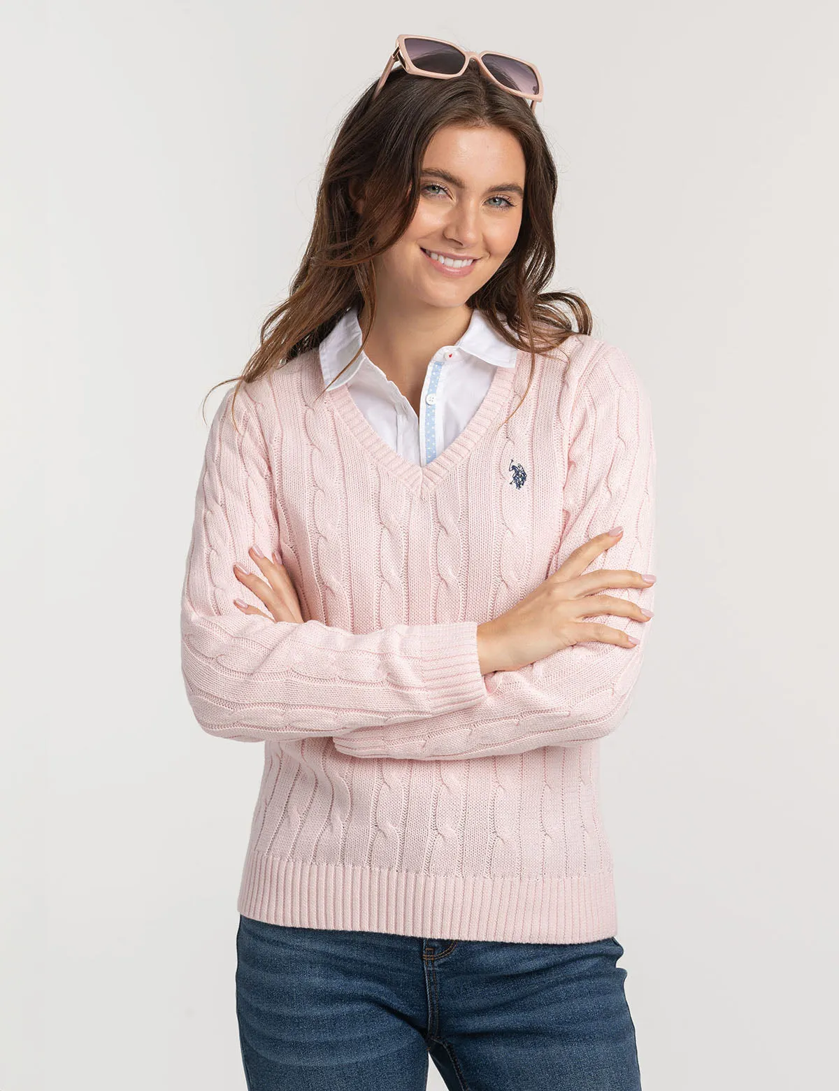 SOFT CABLE V-NECK SWEATER