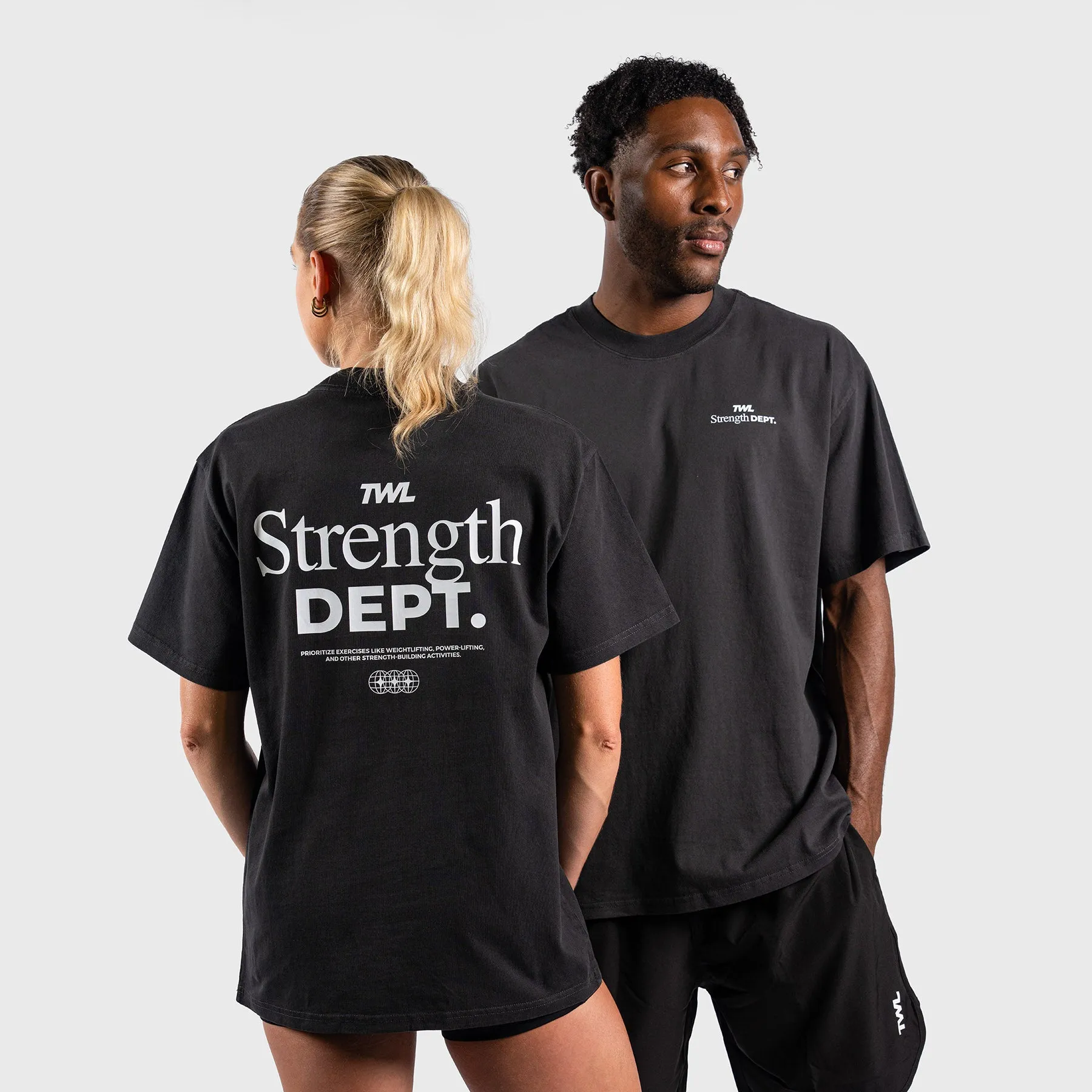 TWL - LIFESTYLE OVERSIZED T-SHIRT - FITNESS COLLECTION - STRENGTH DEPT/WASHED BLACK