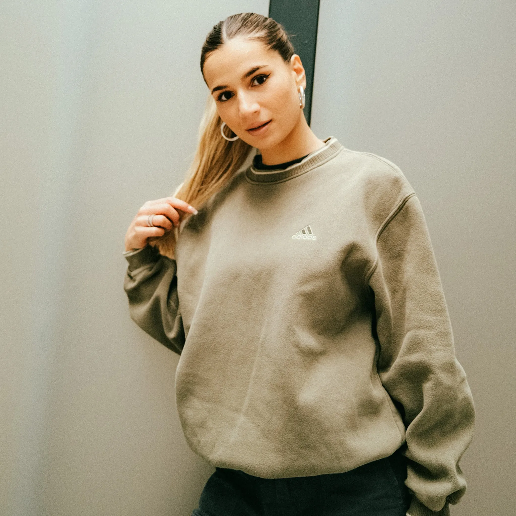 Vintage Mystery Box Sweater & Hoodies