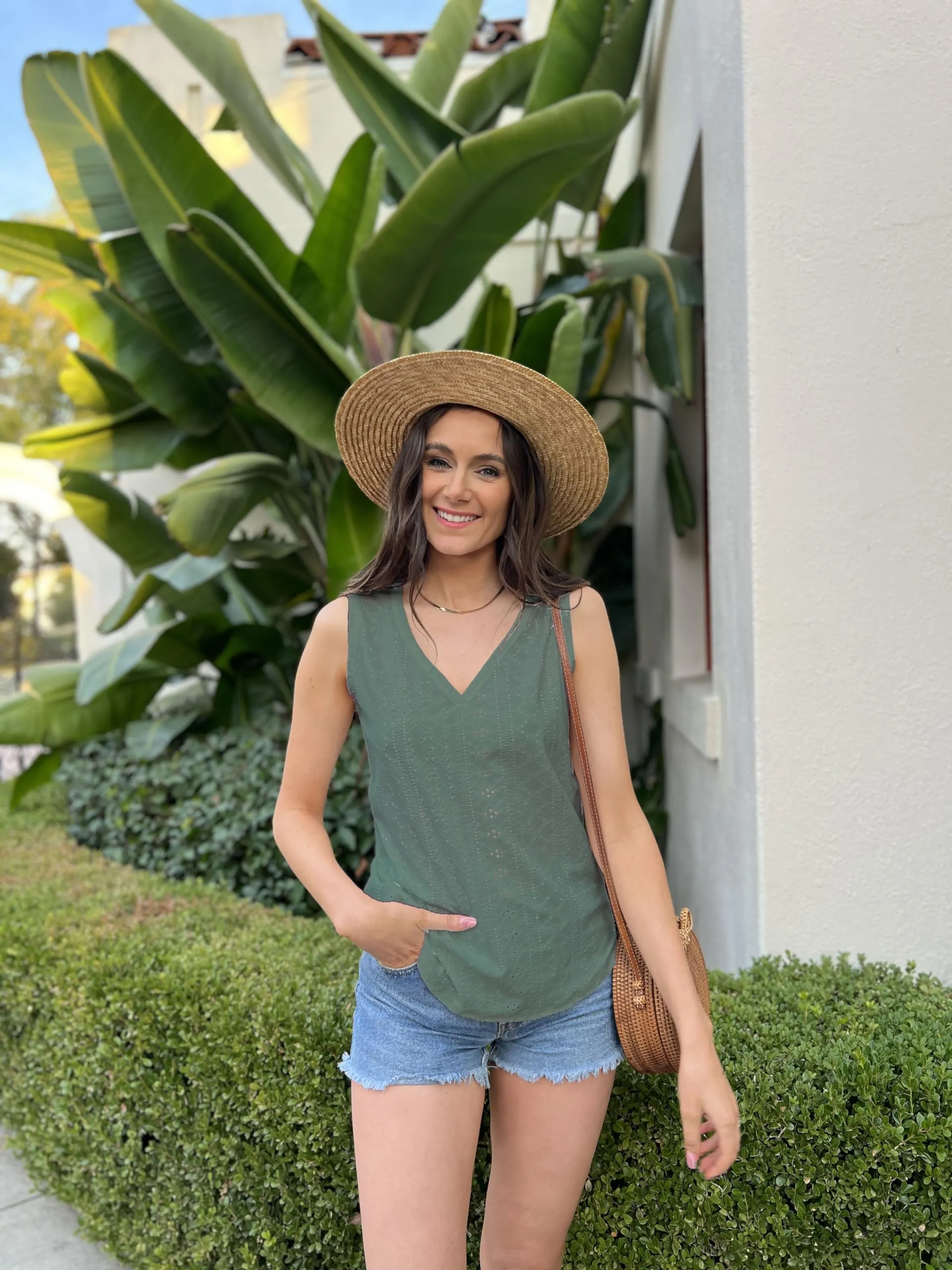 Womens Fashion Tank Tops Solid Color Hollow Tops Summer Casual Loose Flowy Shirt Tanks Vest Vacation Sleeveless Shirts